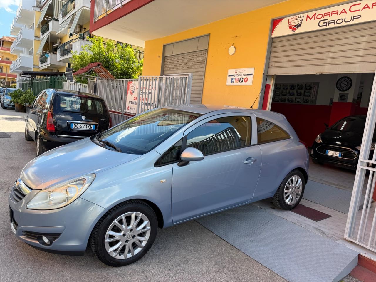 Opel Corsa 1.2 80CV 3 porte GPL-TECH Edition