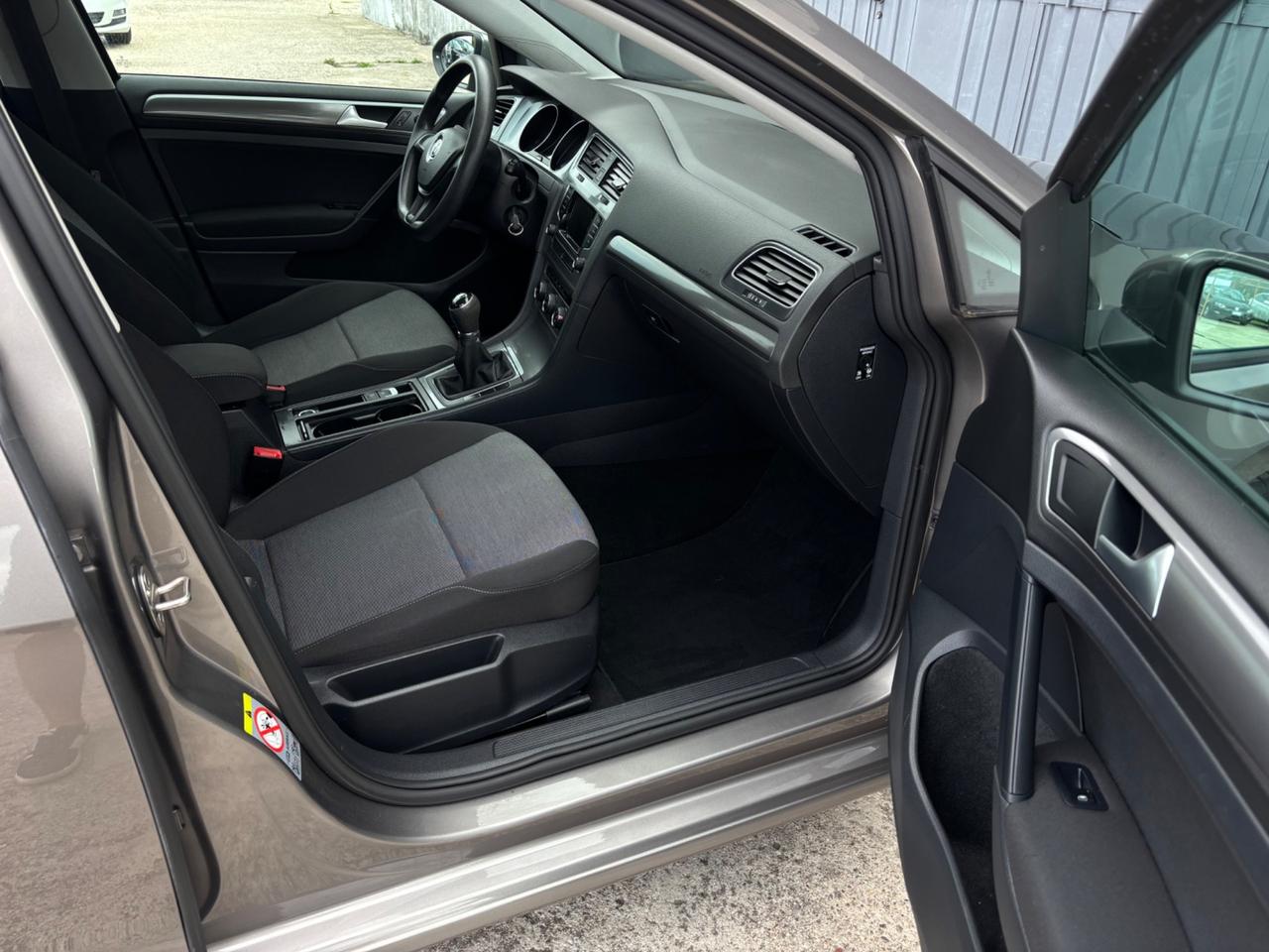 Volkswagen Golf 1.2 TSI 105 Cv. Garanzia.Neopatentati