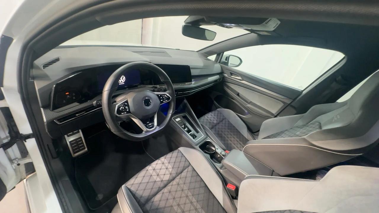 Volkswagen Golf 2.0 TDI 150 CV DSG SCR R-Line