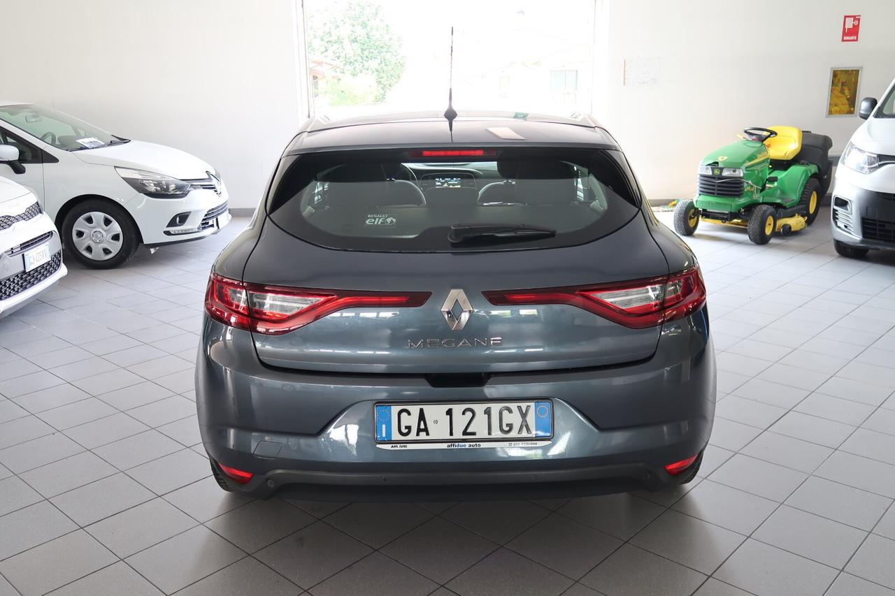 Renault Megane TCe 115 CV 5p Business