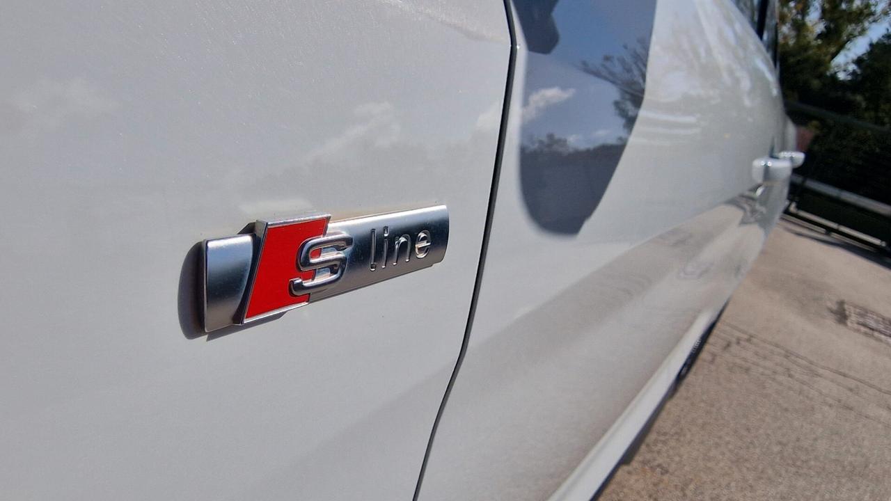 Audi A1 1.0 TFSI S-TRONIC S-LINE 116CV