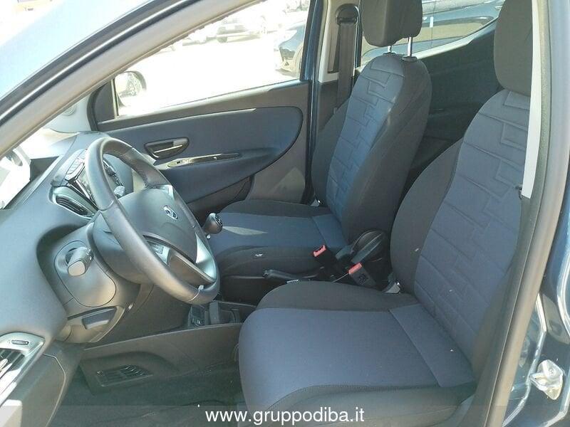 Lancia Ypsilon 11M My23 1.0 Firefly 70 CvStartstop