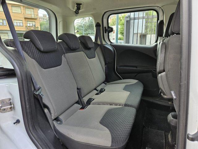 FORD Tourneo Courier 1.5 TDCI 75 CV