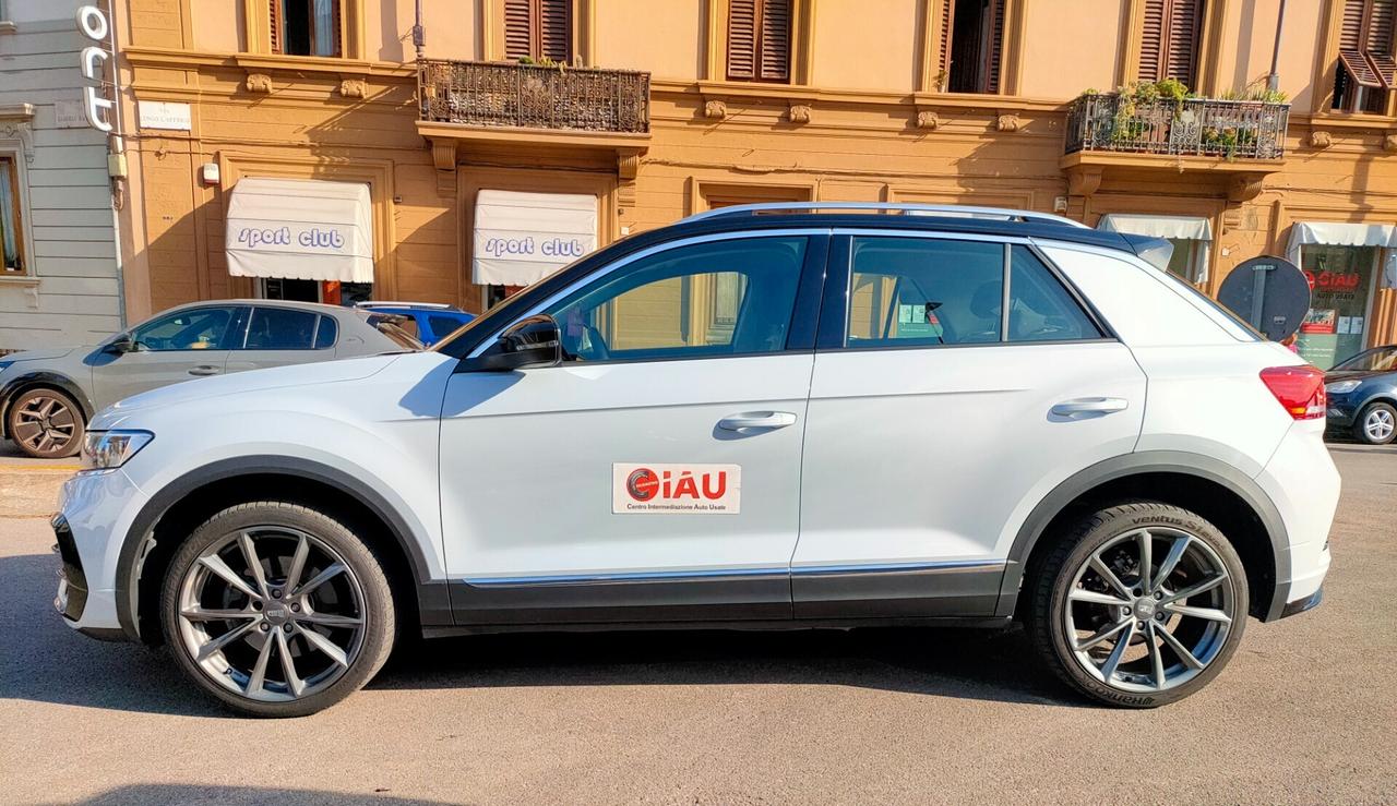 Volkswagen T-Roc 1.5 TSI ACT Advanced + Body kit R