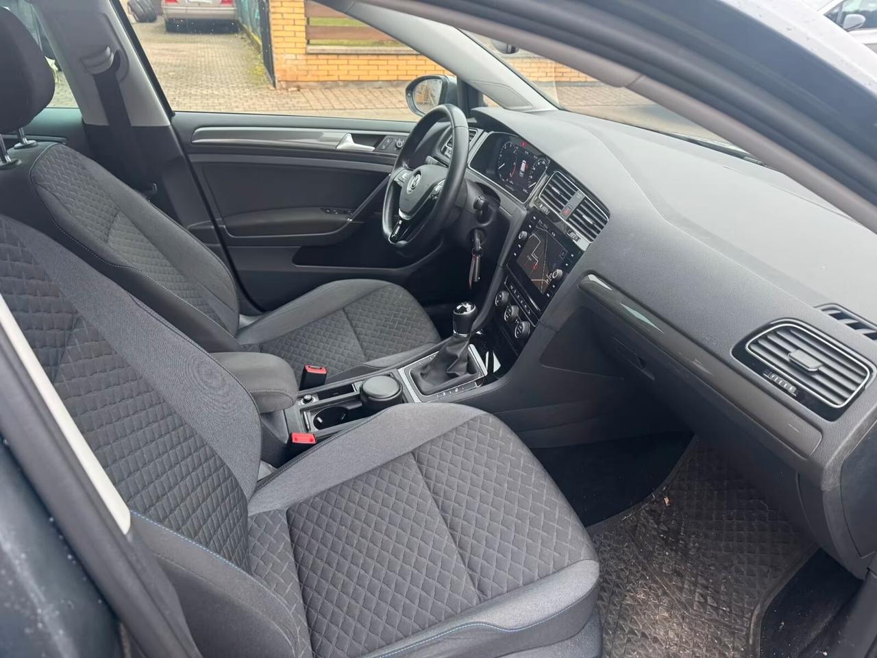 Volkswagen Golf 1.6 TDI 115 CV 5p. Business BlueMotion Technology