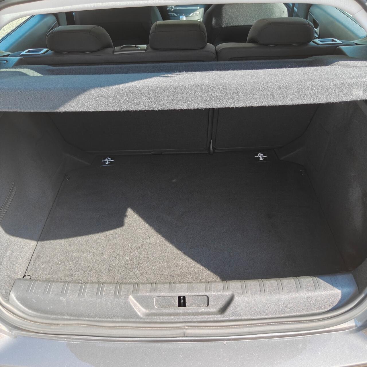Peugeot 308 1.5 Bluehdi 130 Cv Active