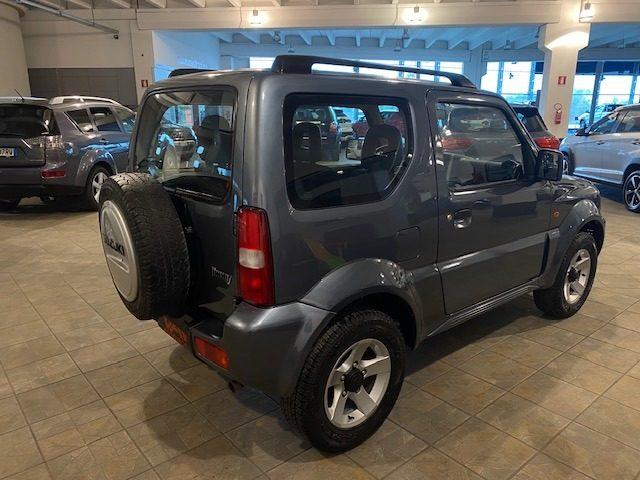 SUZUKI Jimny 1.3i 16V cat 4WD "NEOPATENTATI"
