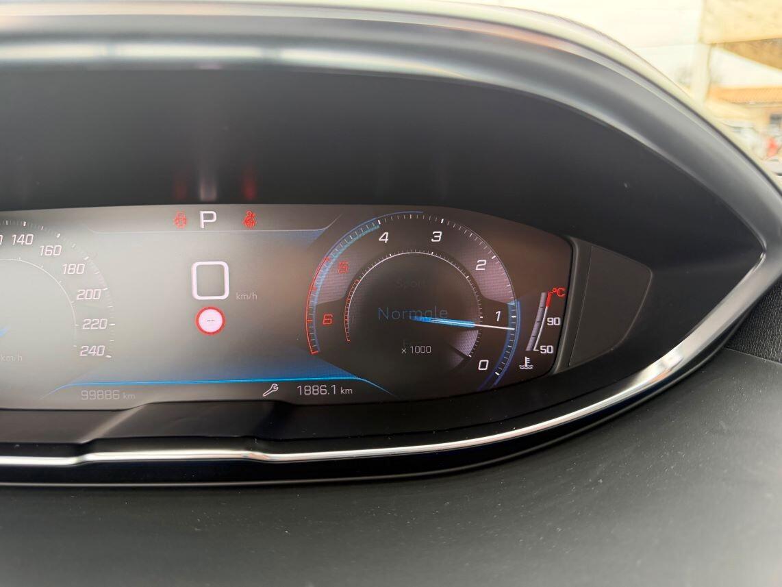 Peugeot 3008 BlueHDi 130 S&S EAT8 Allure Pack AUTOCARRO N1