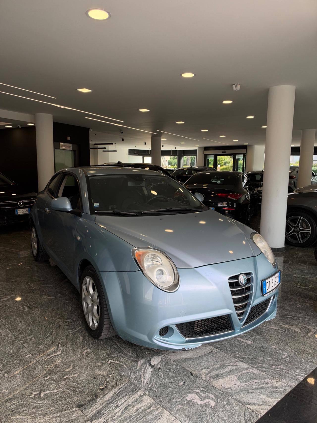 Alfa Romeo MiTo 1.6 JTDm 16V Distinctive Premium Pack