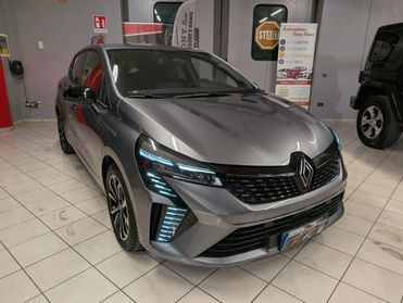 Renault Clio TCe 90 CV 5 porte TECNO FINANZIABILE