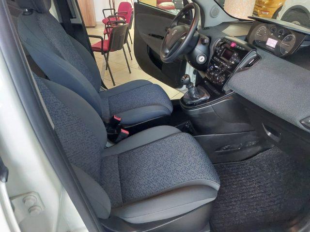 LANCIA Ypsilon 1.0 FireFly 5 porte S&S Hybrid Ecochic Silver