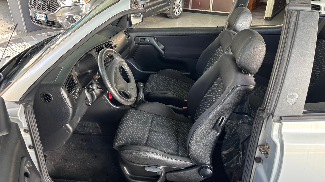 Volkswagen Golf Cabriolet 1.6 cat Sport