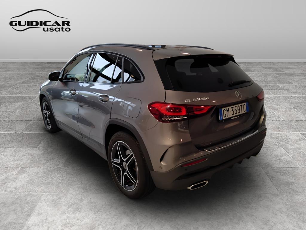 Mercedes-Benz GLA-H247 2020 - GLA 180 d Premium auto