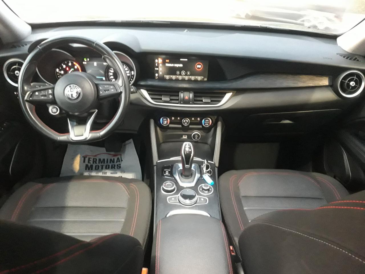 Alfa Romeo Stelvio 2.2 Turbodiesel 160 CV AT8 RWD Business