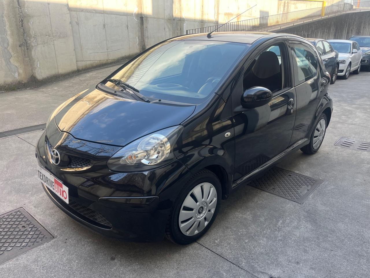 Toyota Aygo 1.0 12V VVT-i 5 porte