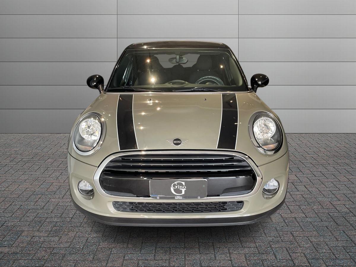 MINI Mini IV F55 2018 5p - Mini 5p 1.5 Cooper D Boost