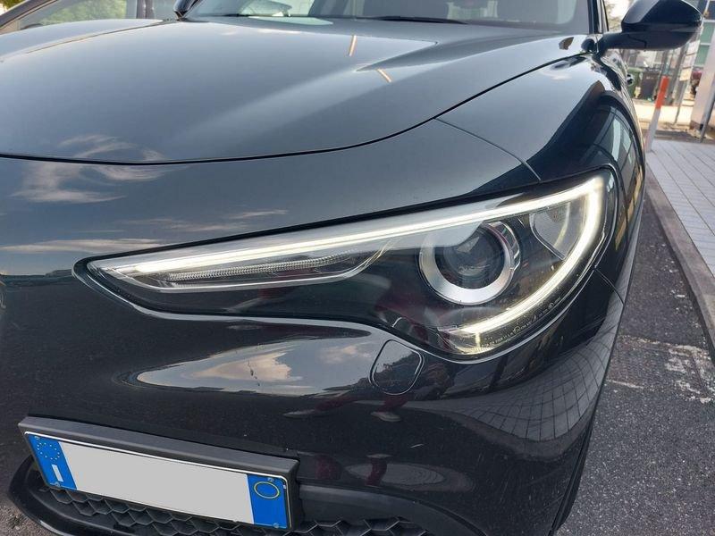 Alfa Romeo Stelvio 2.2 Turbodiesel 160 CV AT8 RWD Sport-Tech