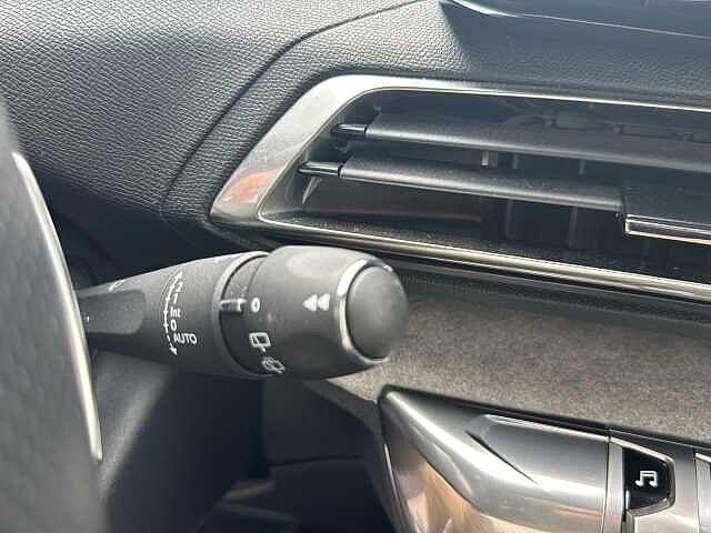Peugeot 3008 Hybrid 136 e-DCS 6 GT
