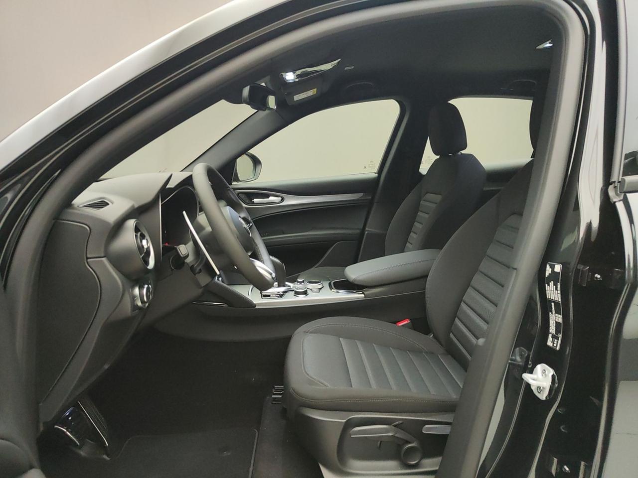 ALFA ROMEO Stelvio 2023 2.2 TD 210CV SPRINT AT8 Q4