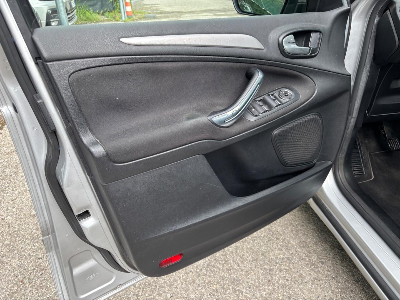 Ford S-Max 2.0 TDCi 163CV Titanium