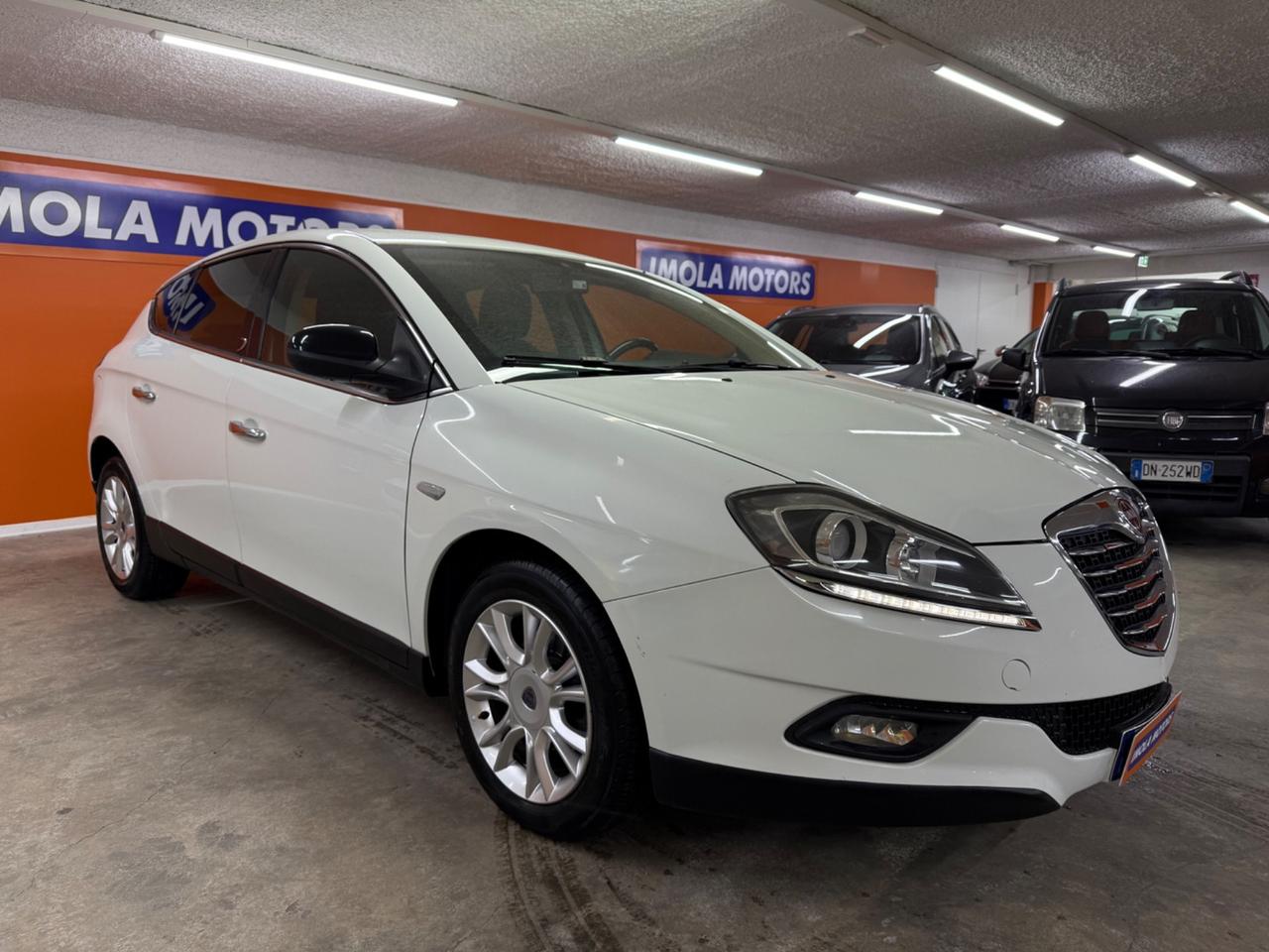 Lancia Delta 1.6 MJT DPF Cambio Automatico - 12/2013