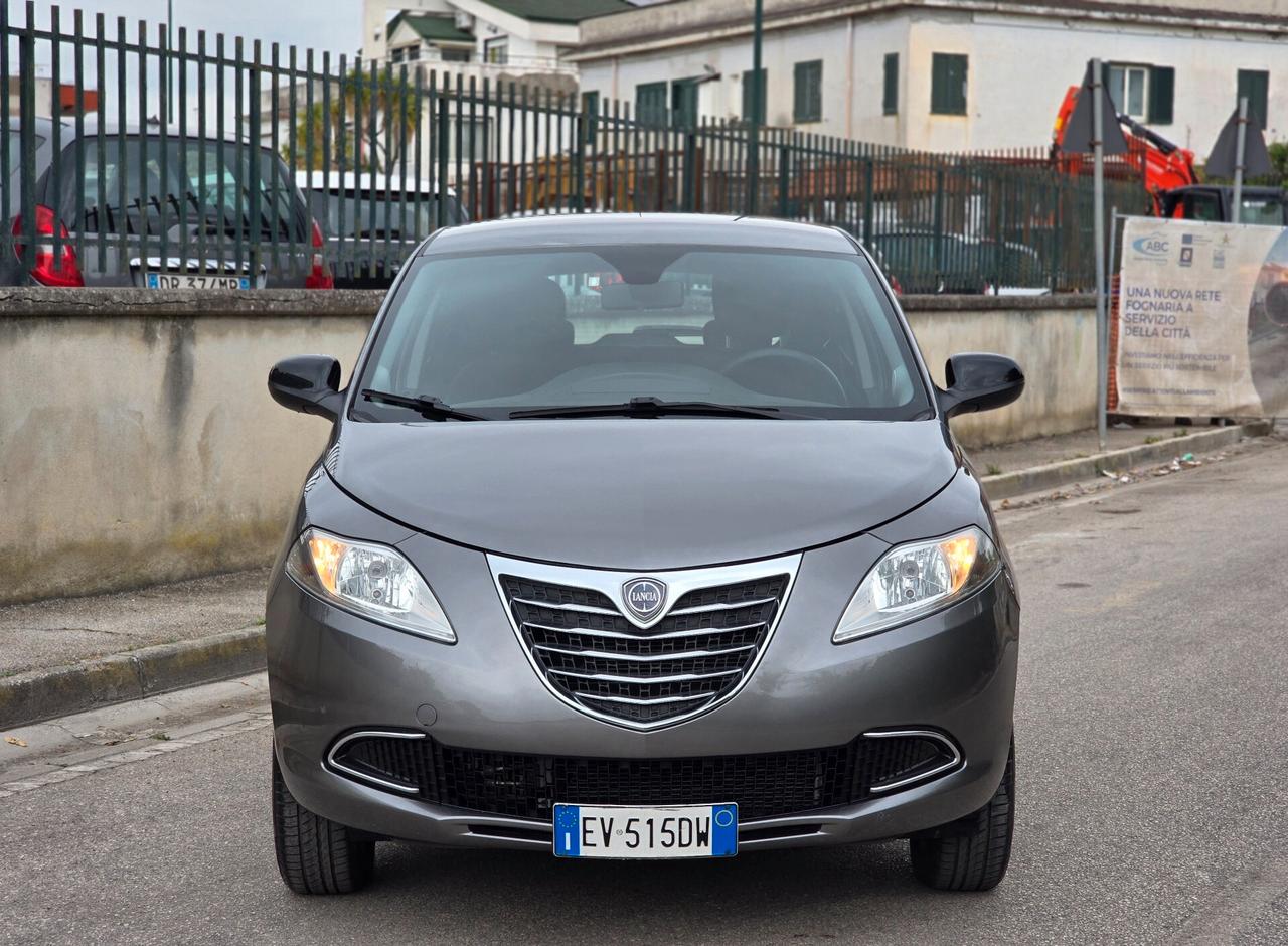 LANCIA YPSILON ECOCHIC 2015 PARI AL NUOVO
