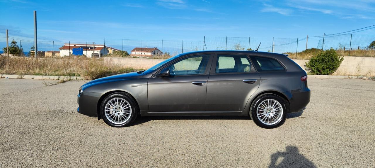 Alfa Romeo 159 2.0 JTDm Sportwagon Super