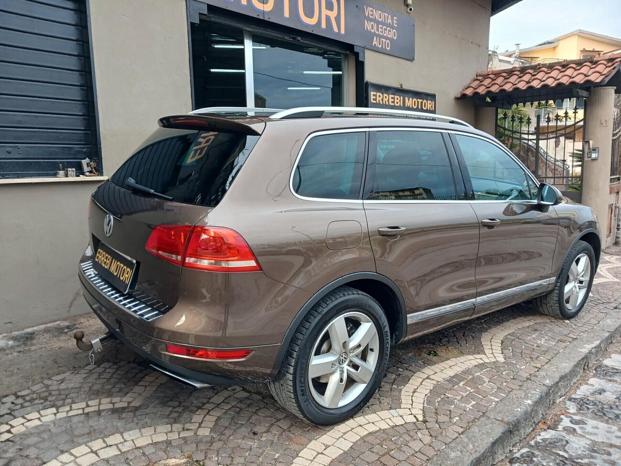 TOUAREG 3.6 V6 FSI 4X4 GANCIO TRAINO