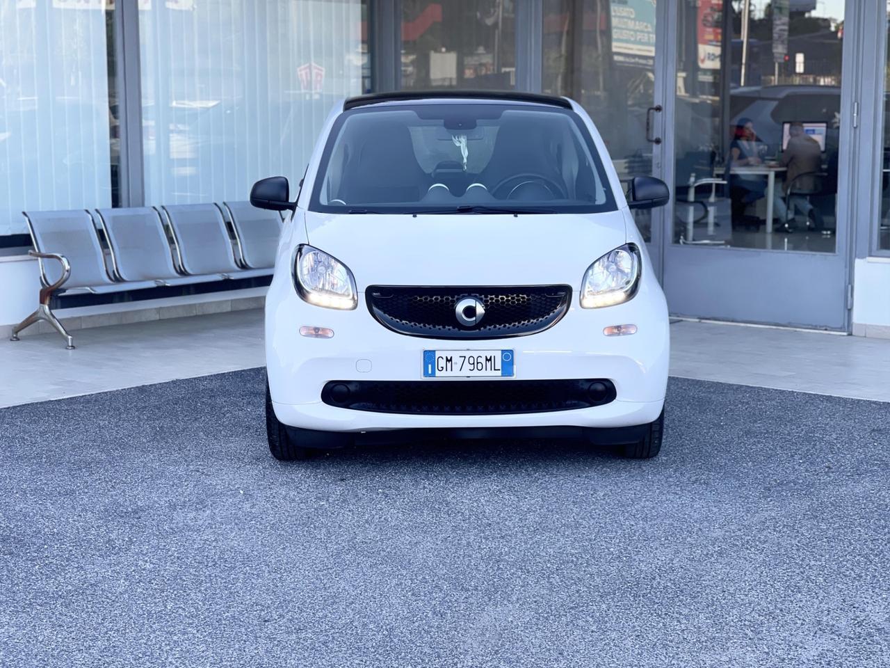 Smart ForTwo 1.0 Benzina 71CV E6 Automatica Neo - 2019