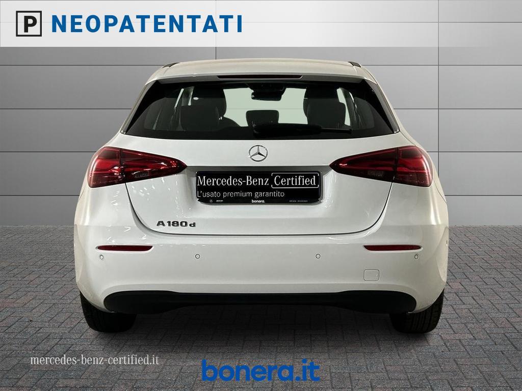 Mercedes Classe A 180 180 D Advanced 8G-DCT