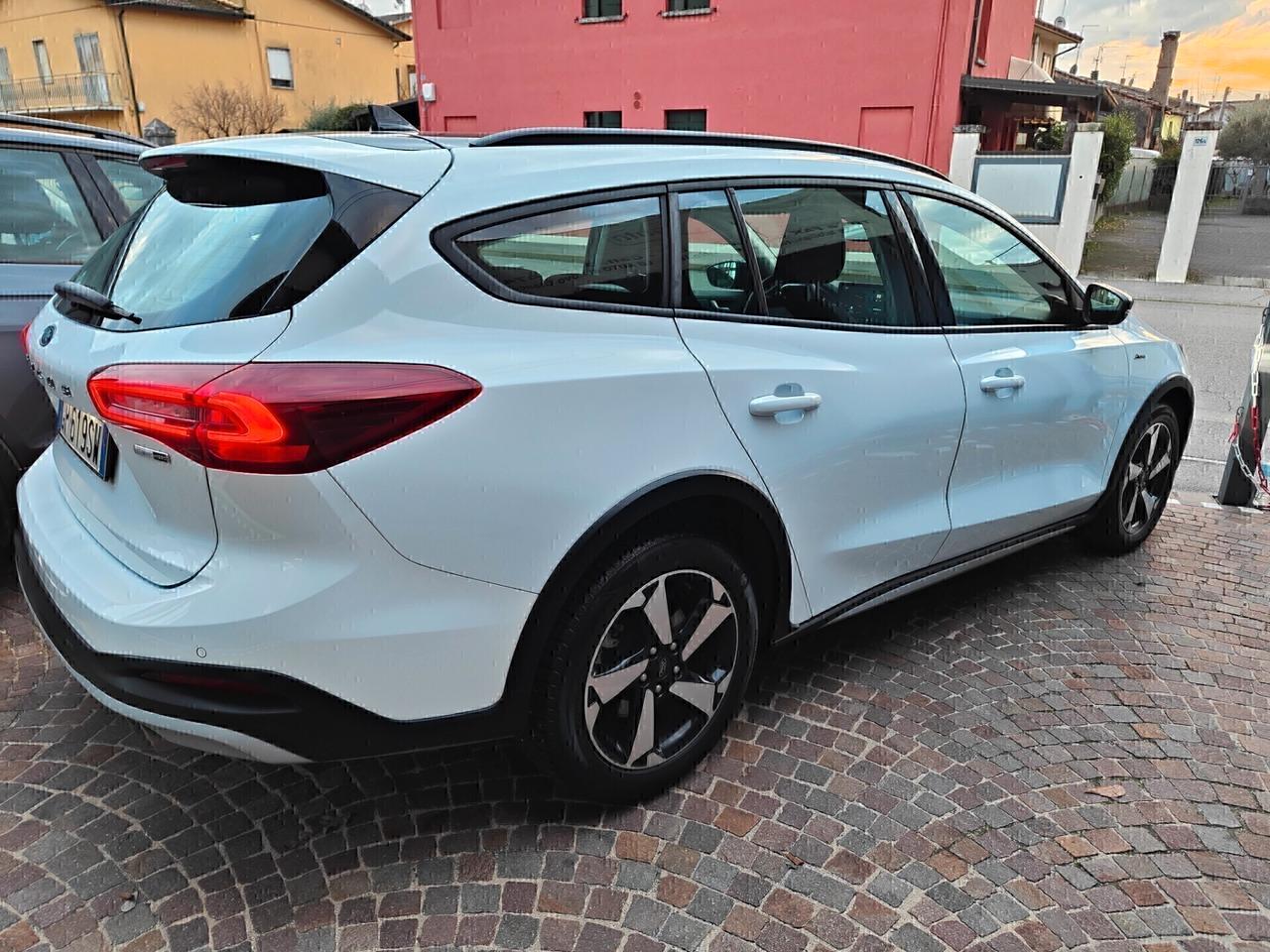 Ford Focus 1.0 EcoBoost Hybrid 125 CV SW ACTIVE