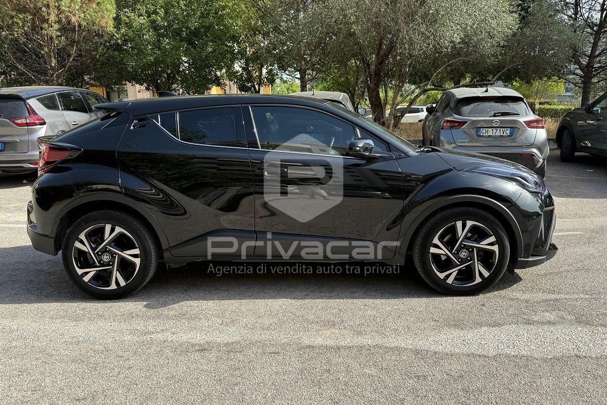 TOYOTA C-HR 1.8 Hybrid E-CVT Trend