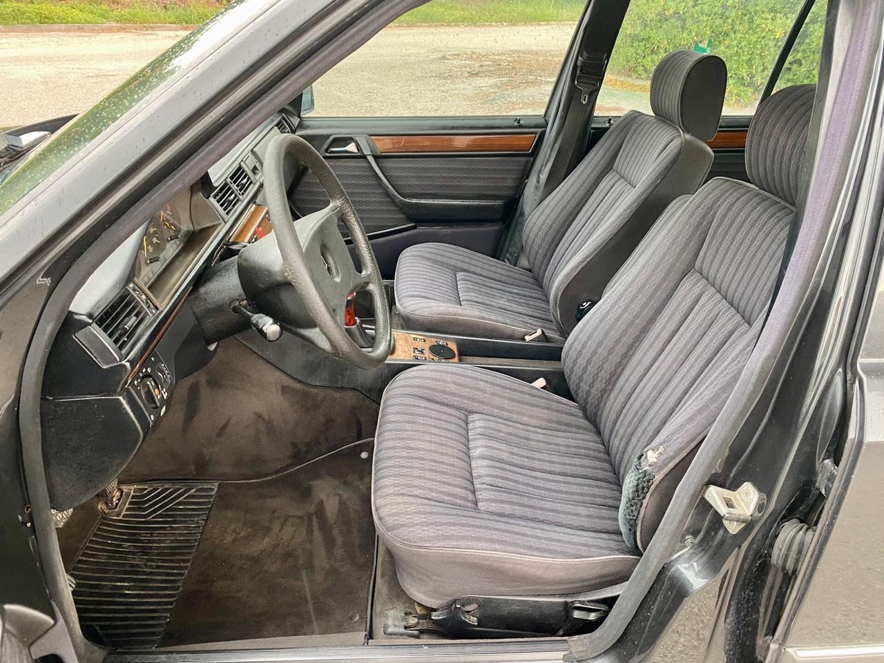 Mercedes-benz E 200 MERCEDES E 200 W124 TE