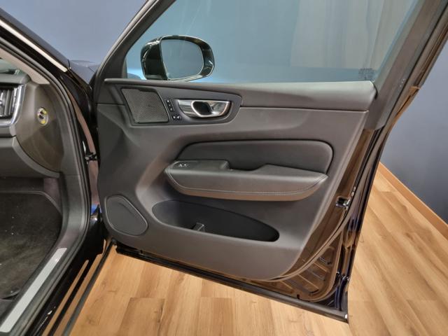 VOLVO XC60 B5 (d) AWD Geartronic Momentum Pro