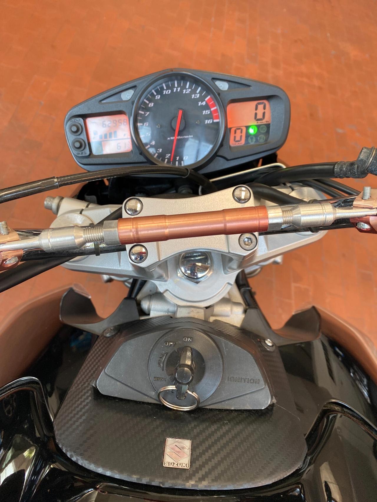 Suzuki GSR 600 abs