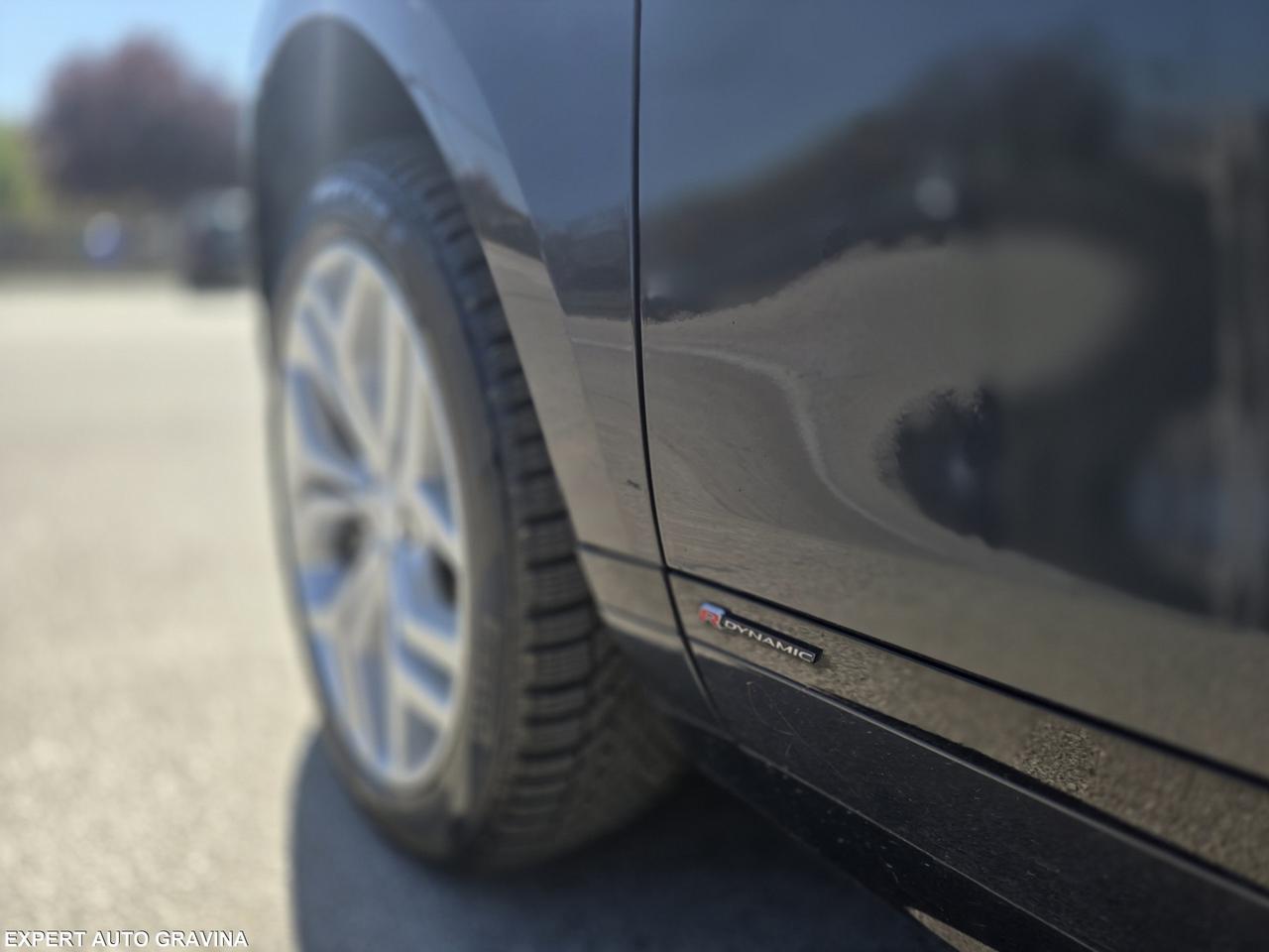 RANGE ROVER EVOQUE HSE 2.0cc 180cv R-DYNAMIC