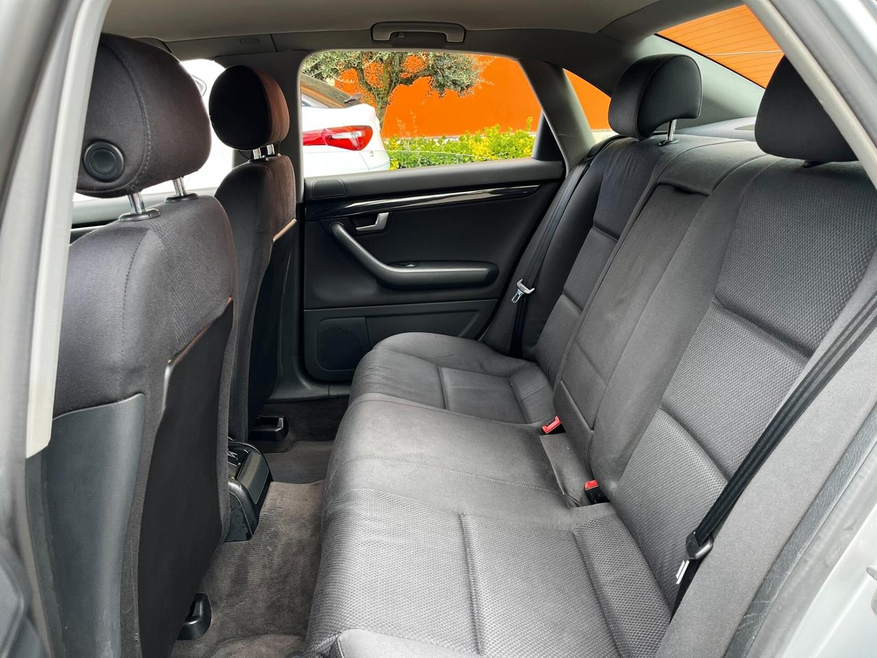 Audi A4 1.9 TDI Diesel 130 CV CAT Berlina