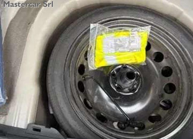 VOLKSWAGEN Taigo Taigo 1.0 tsi R-Line 110cv dsg- Tetto - GL994KE