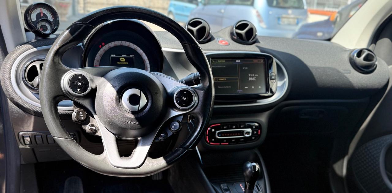Smart Fortwo EQ Racingrey 56 Cv