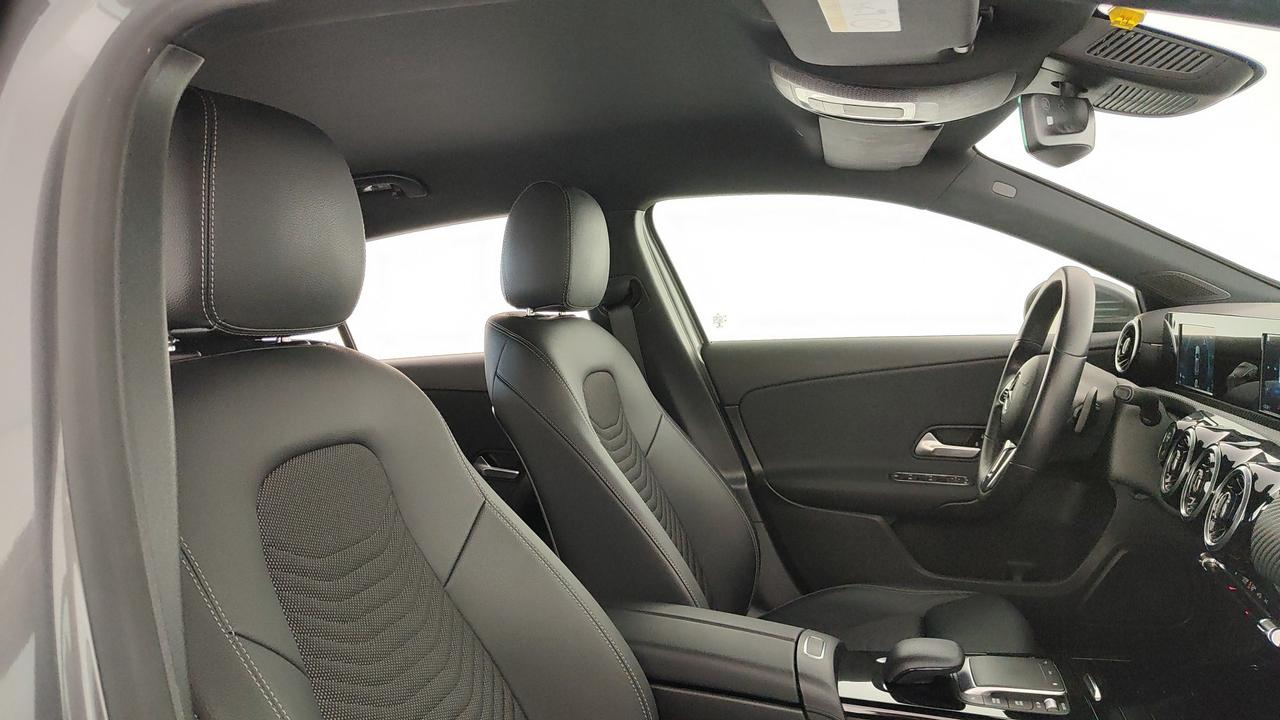 Mercedes-Benz A 180 d Sport auto