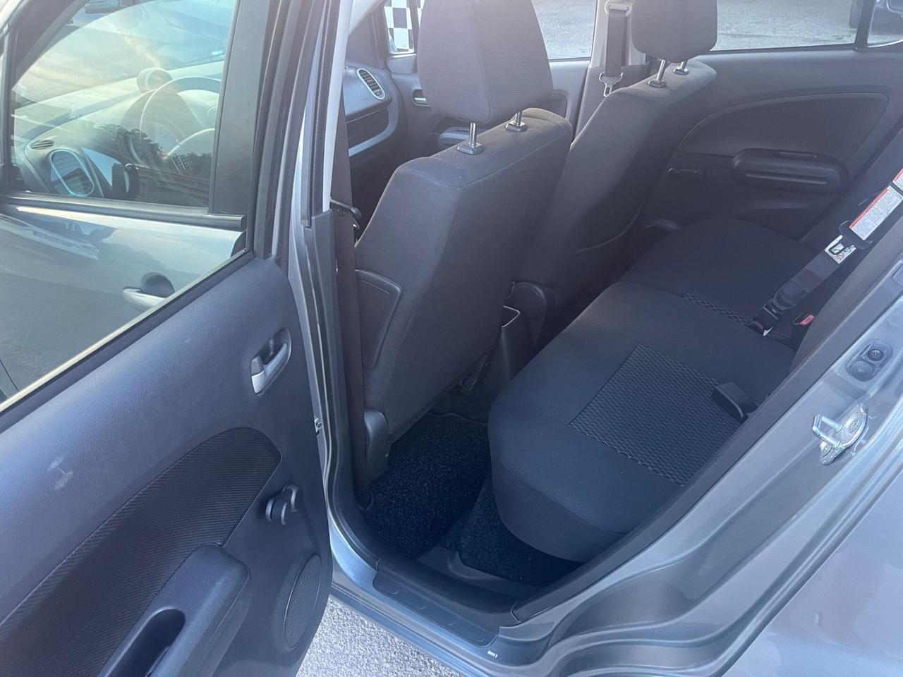 Suzuki Splash 1.0 GL Style Unipro 2015