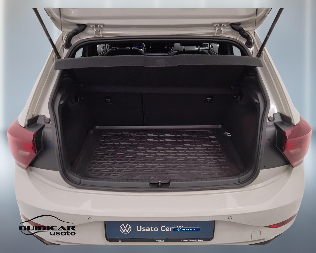 VOLKSWAGEN Polo VI 2022 - Polo 1.0 tsi R-Line 95cv