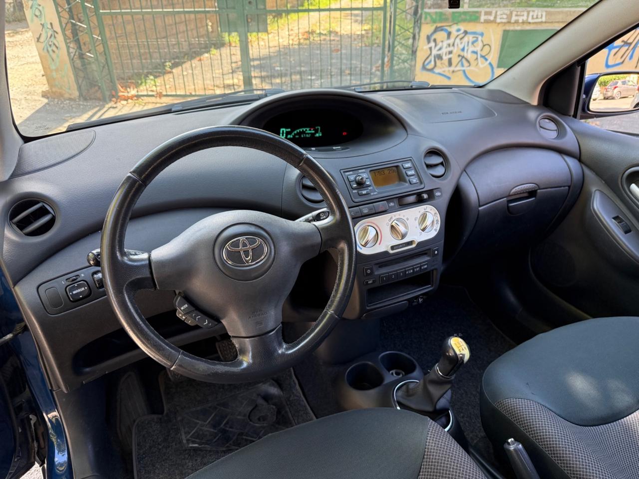 Toyota Yaris 1.0i 16V 5p *67.000km*