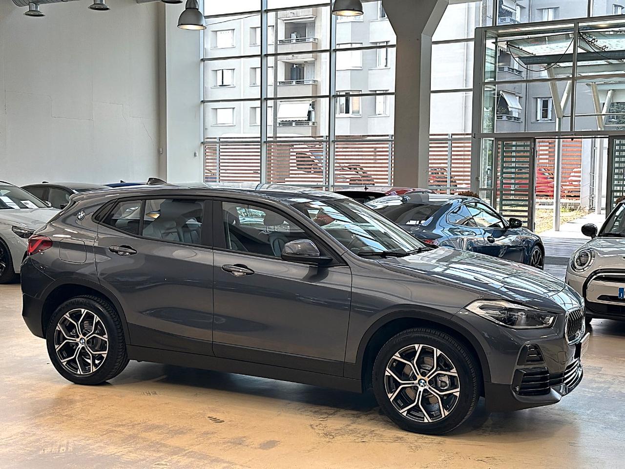 BMW X2 sdrive18d Business X Auto - LED-18"-Navi PRO - IVA