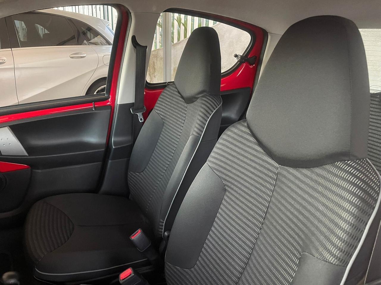 Peugeot 107 1.0 68CV 5p. Active 2Tronic