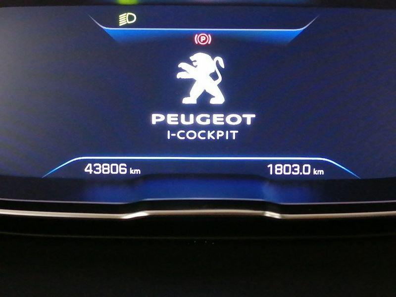 Peugeot 3008 1.2 puretech t Active s&s 130cv my18