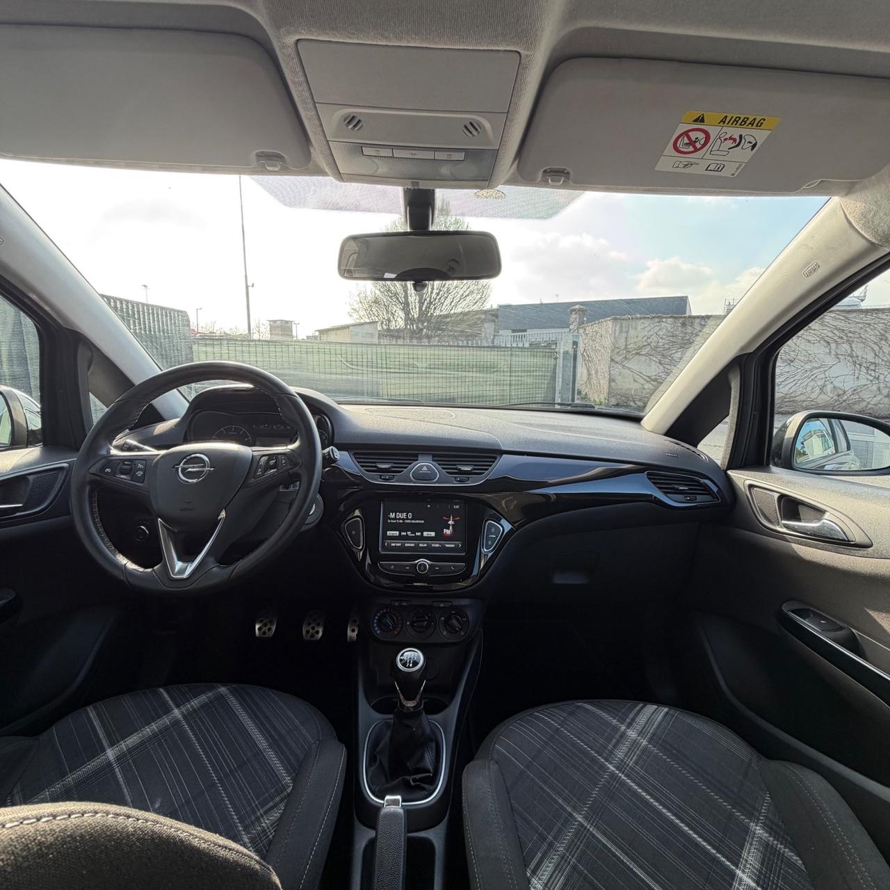 Opel Corsa 1.2 5 porte b-Color NEOPATENTATI