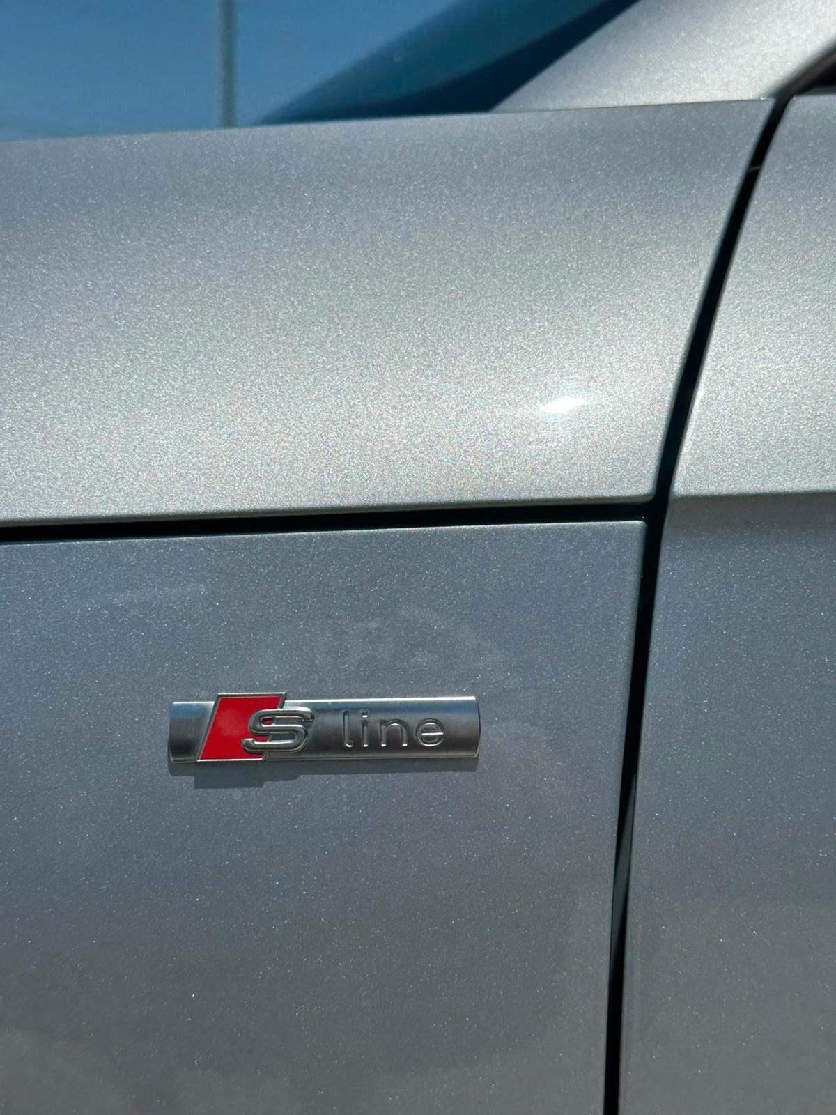 Audi TT Coupé 2.0 TDI ultra Design