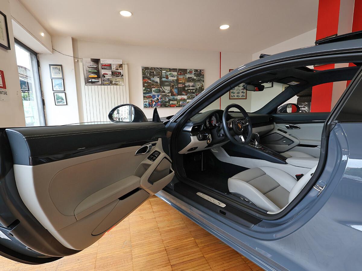 Porsche 911 3.8 Turbo S Coupé