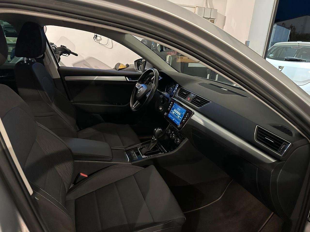 Skoda Superb 2.0 TDI 190 CV SCR DSG Wagon SportLine